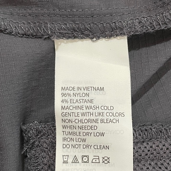 Prana Women’s Dark Gray Nylon Hiking Shorts Size 12 NEW without tags. - Picture 6 of 7